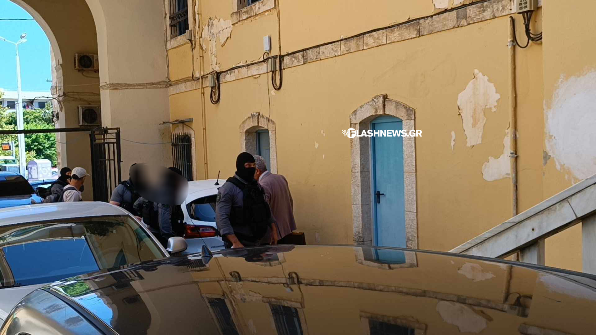 Χανιά: Προφυλακίστηκε ο γιατρός που κατηγορείται για ασέλγεια σε ανήλικη σε παιδική κατασκήνωση (φωτο)