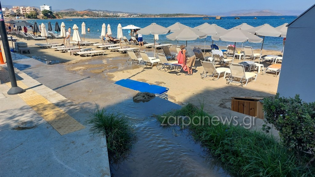 Χανιά: Γέμισε λύματα η παραλία της Νέας Χώρας - Οι ακαθαρσίες φτάνουν μέχρι τη θάλασσα, δείτε βίντεο και φωτογραφίες (φωτο - video)
