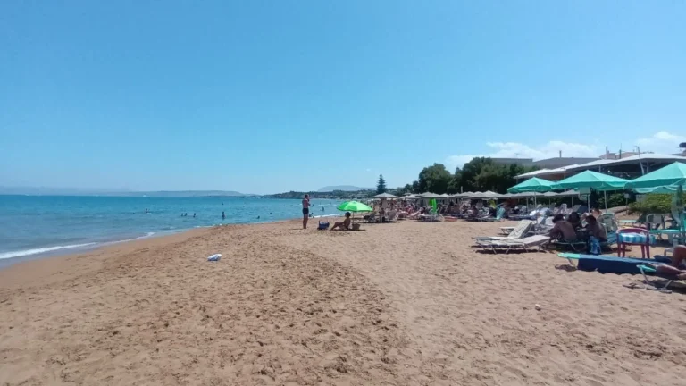 Χανιά: Δεκάδες διασώσεις λουόμενων σε θάλασσες - Αψηφούν τους κινδύνους και κολυμπάνε παρά τις απαγορεύσεις