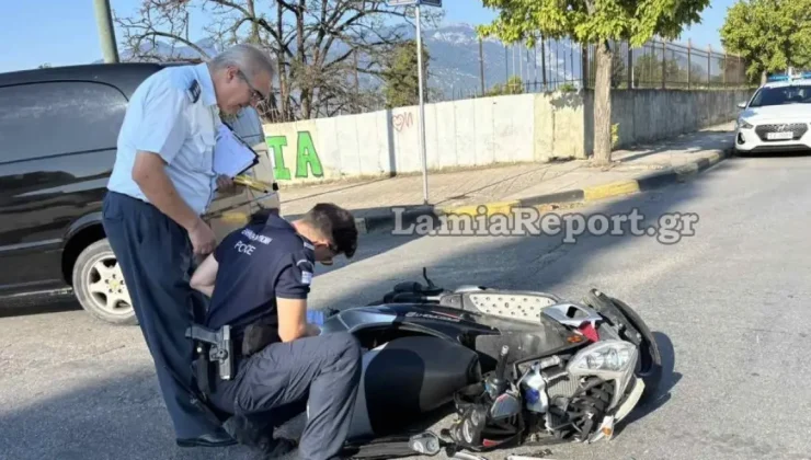 Σοβαρό τροχαίο – 84χρονη οδηγός παρέσυρε δικυκλιστή (φωτο)