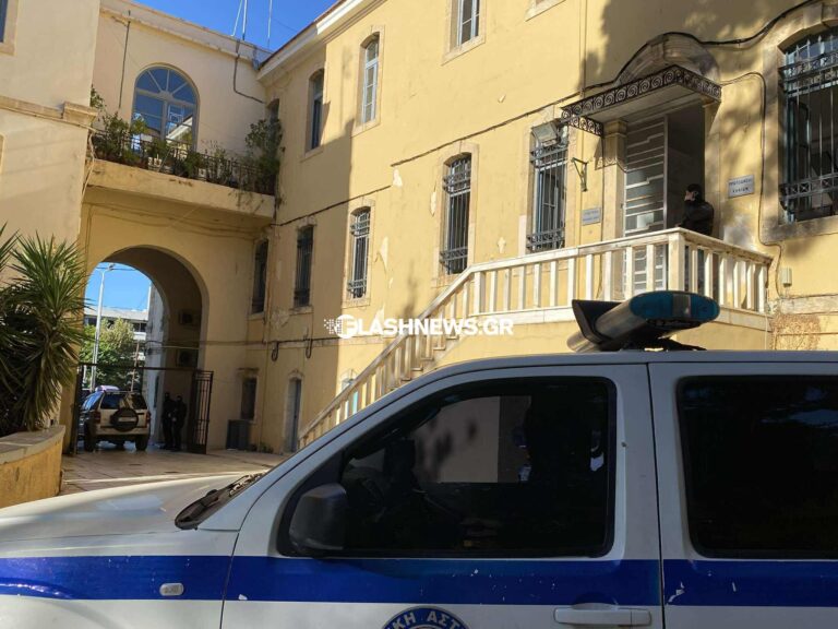 Χανιά: Ελεύθερα τα δύο αδέρφια για την πρώτη δικογραφία – Τους ασκήθηκε δίωξη για τη δεύτερη – Σε εξέλιξη οι απολογίες συλληφθέντων
