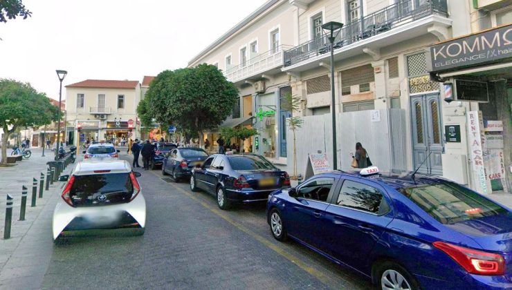 Χανιά: “Δεν μπορούσα να κουνήσω, προσπάθησα να πάω με τα νερά του”, λέει η Χανιώτισσα οδηγός ΤΑΧΙ που βίωσε τον απόλυτο εφιάλτη (video)