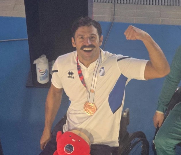 Μπράβο Αντώνη… Χάλκινος ο Τσαπατάκης στο Παγκόσμιο Πρωτάθλημα της Σιγκαπούρης (φωτο)