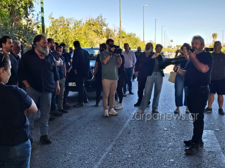 Στήνουν μπλόκο στην εθνική οδό οι κτηνοτρόφοι των Χανίων – Προχωρούν σε επ’ αόριστον αποκλεισμό του ΒΟΑΚ (φωτο - video)