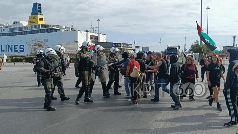 Χανιά: Ένταση στη Σούδα: Πέταξαν μπογιές στα λεωφορεία με τους Ισραηλινούς του “Crown Iris” (video)