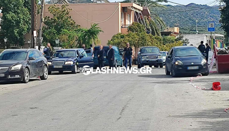 Χανιά: Κάτω από δρακόντεια μέτρα ασφαλείας η κηδεία της 56χρονης που σκοτώθηκε στα Βορίζια – Με ανιχνευτή μετάλλων η είσοδος στην εκκλησία (φωτο)