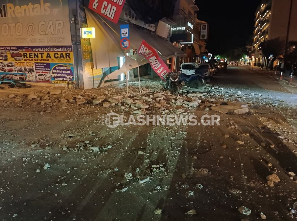 Χανιά: Τρομακτική κατάρρευση μεγάλου μπαλκονιού στο κέντρο της πόλης (φωτο)