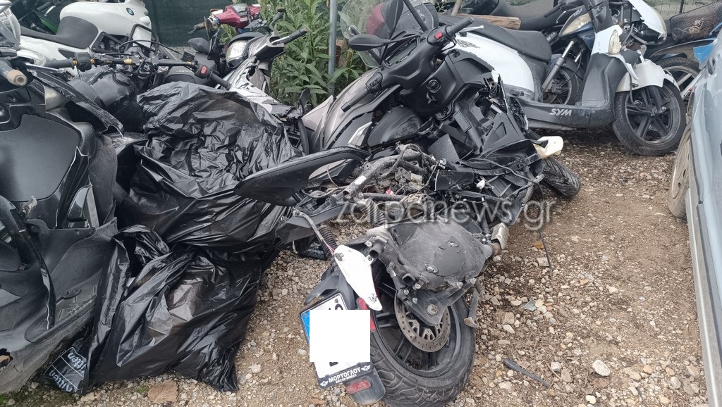 Χανιά: Στην εντατική του Νοσοκομείου 33χρονος Χανιώτης μετά από τροχαίο τα ξημερώματα - Διαλύθηκε το μηχανάκι του (φωτο)