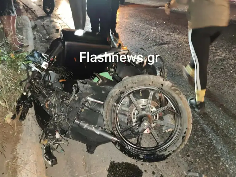 Χανιά: Οδηγός χτύπησε διανομέα και τον εγκατέλειψε (φωτο)