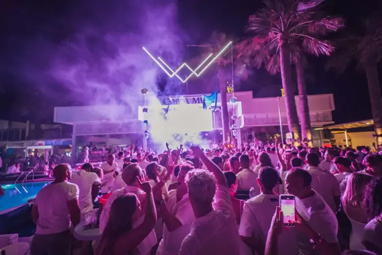 Χανιά: Η μέρα για το 4ο έφτασε! Το μεγαλύτερο White Party της Κρήτης είναι απόψε στο Cabana Mare! (φωτο)