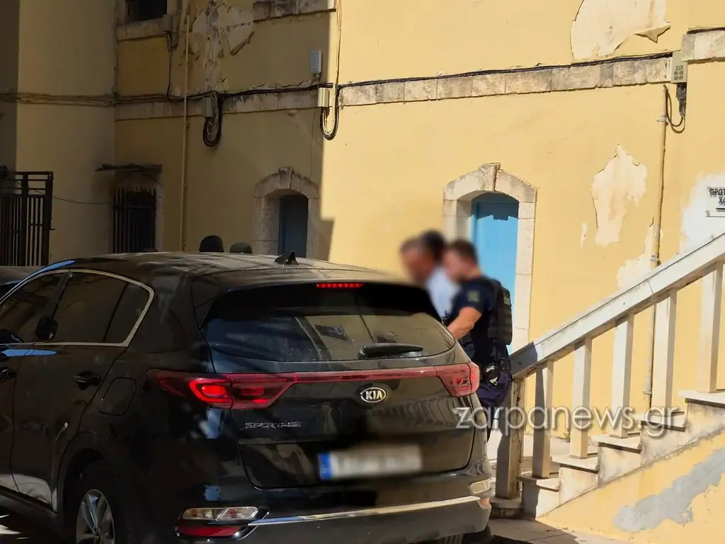 Χανιά: Αυτές είναι οι οκτώ υποθέσεις που οδήγησαν στη σύλληψη του Ιατροδικαστή Χανίων και του διευθυντή τοξικολογίας