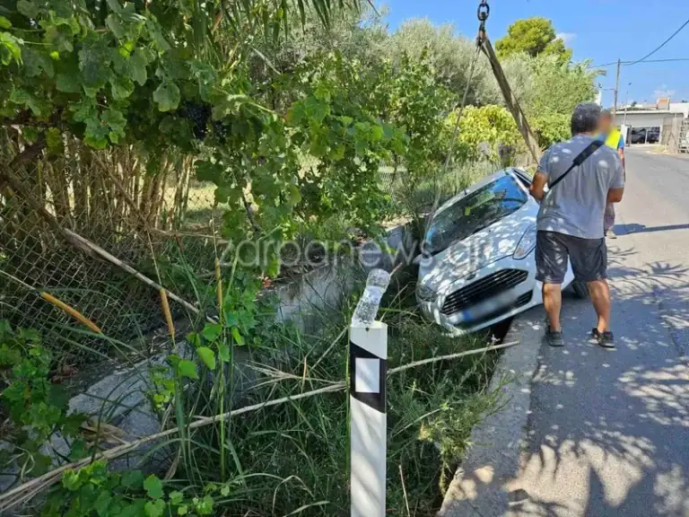 Χανιά: Αυτοκίνητο έπεσε σε ακάλυπτο χαντάκι στον Βλητέ (φωτο)