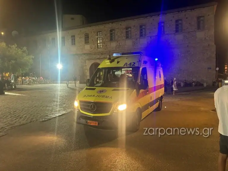 Χανιά: Έτρεχε τη νύχτα το ΕΚΑΒ για περιστατικά σε λιμάνι και παλιά πόλη – Δύο διακομιδές στο Νοσοκομείο (φωτο)