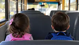 Απίστευτο περιστατικό στα Χανιά: Ξέχασαν δύο παιδάκια νηπιαγωγείου μέσα σε σχολικό για 5 ώρες - Βρέθηκαν σε τραγική κατάσταση!