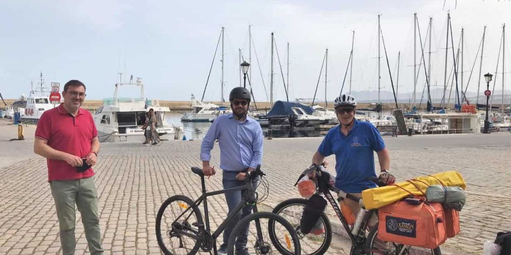Ξεκίνησε από τα Χανιά για ένα ποδηλατικό ταξίδι 7.000 χιλιομέτρων σε όλη την Ελλάδα (φωτο)
