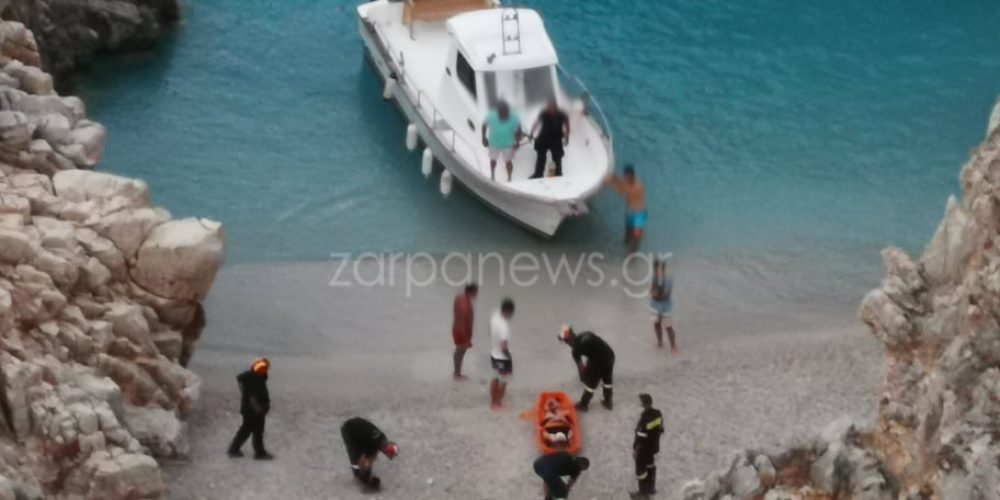 Χανιά: Τουρίστρια έπεσε στα βράχια στα Σεϊτάν Λιμάνια και τραυματίστηκε (φωτο)