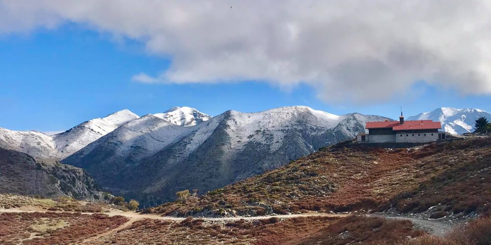 Χανιά: Άσπρισαν οι κορυφές στα Λευκά Όρη (φωτο – video)