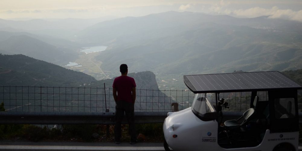 Μια βόλτα στα Κρητικά όρη με το πρώτο Κρητικό ηλιακό αυτοκίνητο (video)
