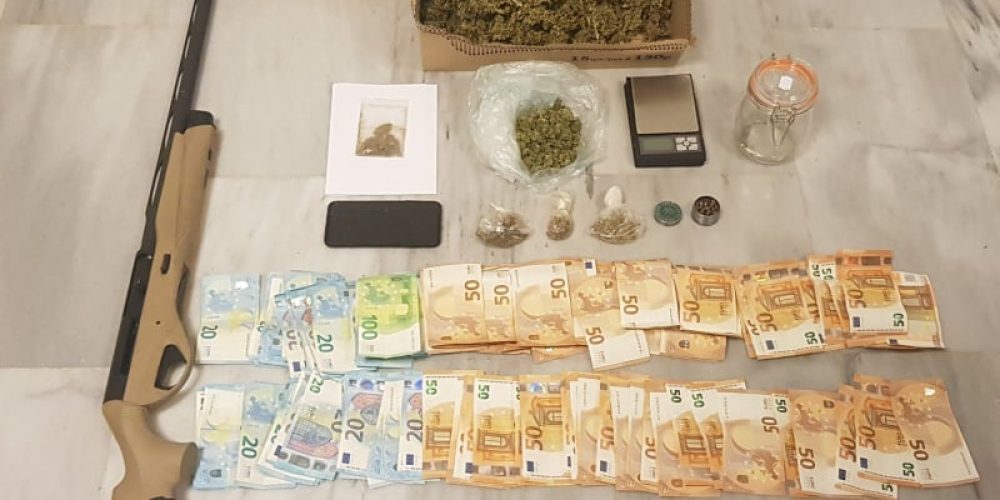 Συνελήφθη Χανιώτη επιχειρηματία με ναρκωτικά και όπλα (φωτο)