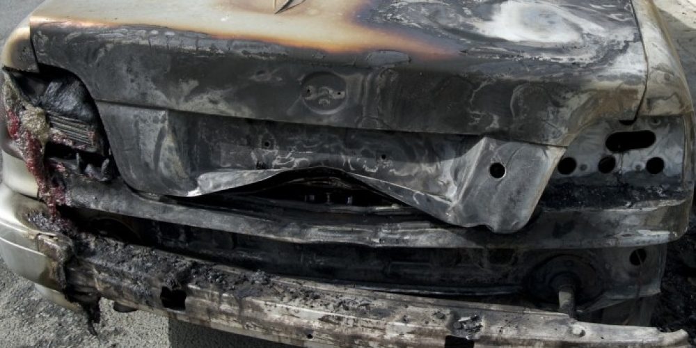 Κρήτη: 29χρονη έβαλε φωτιά σε αυτοκίνητο