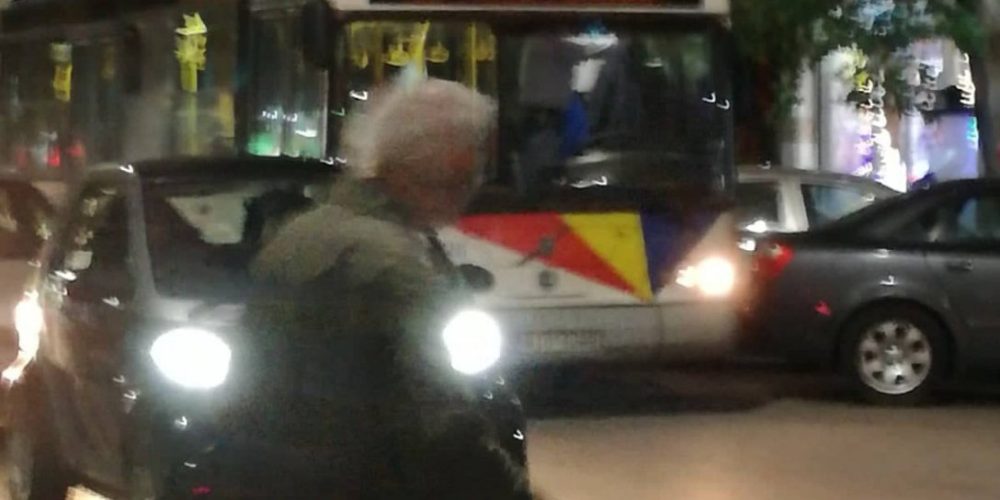 Οδηγός του ΟΑΣΘ με 40 επιβάτες παράτησε το λεωφορείο στην μέση του δρόμου (φωτο)