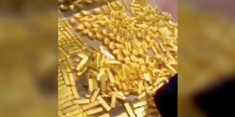 13,5 τόνοι χρυσού και 37 δισ. δολάρια βρέθηκαν στο σπίτι πρώην δημάρχου! (video)