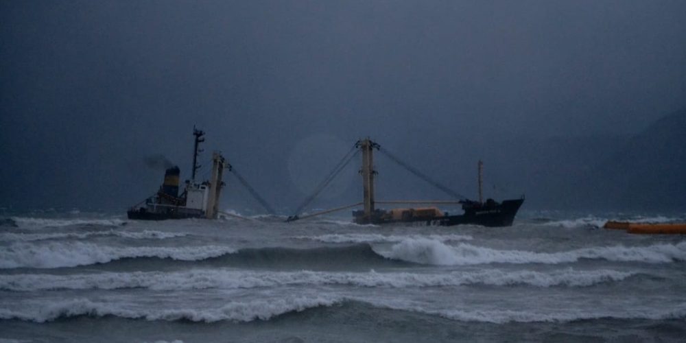 Χανιά: Τουρκικό πλοίο προσάραξε σε αβαθή στον κόλπο της Κισάμου – Συναγερμός στο Λιμενικό (φωτο)
