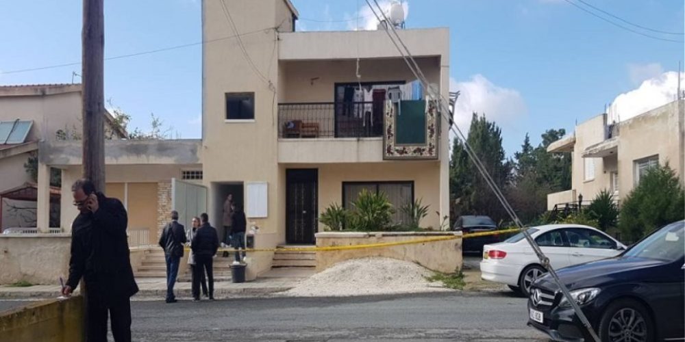 Σοκ στην Κύπρο: Σκότωσε την εν διαστάσει σύζυγό του μπροστά στα παιδιά τους