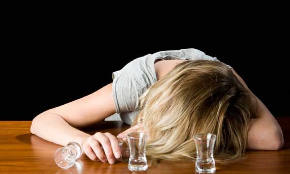 Μύθοι και αλήθειες για το hangover