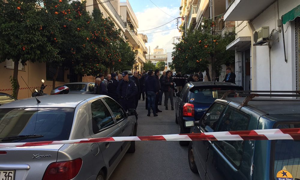 Σοκ: Αστυνομικός στους Αγίους Αναργύρους σκότωσε την οικογένειά του και αυτοκτόνησε