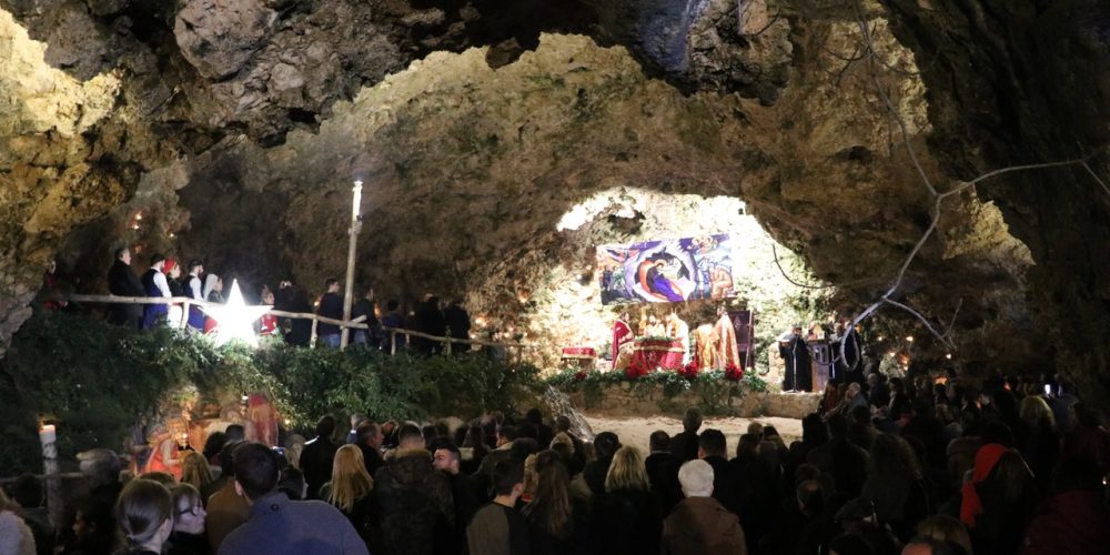 Χανιά: Νυχτερινή Χριστουγεννιάτικη θεία λειτουργία στη Μαραθοκεφάλα