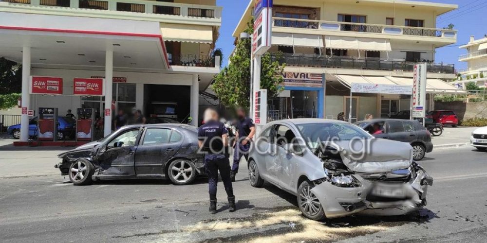 Χανιά: Καραμπόλα τριών οχημάτων με τραυματίες στα Χανιά – Κυκλοφοριακό κομφούζιο στο σημείο (φωτο)