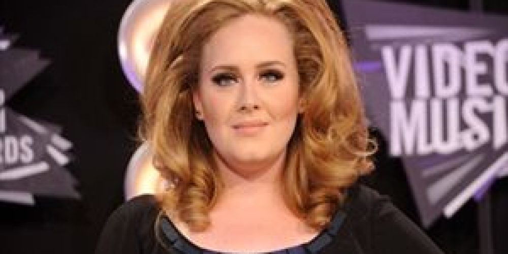 Επιτυχημένη η επέμβαση της Adele