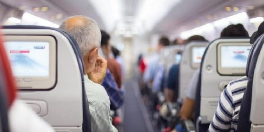 Αν έχεις τύχη… – Έπαθε ανακοπή εν πτήσει αλλά στο αεροπλάνο επέβαιναν 56 καρδιολόγοι