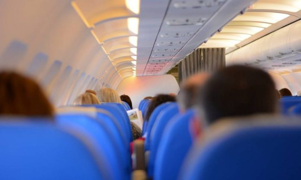 Κρήτη: Αμετανόητος θεριακλής κάπνιζε στις τουαλέτες του αεροπλάνου