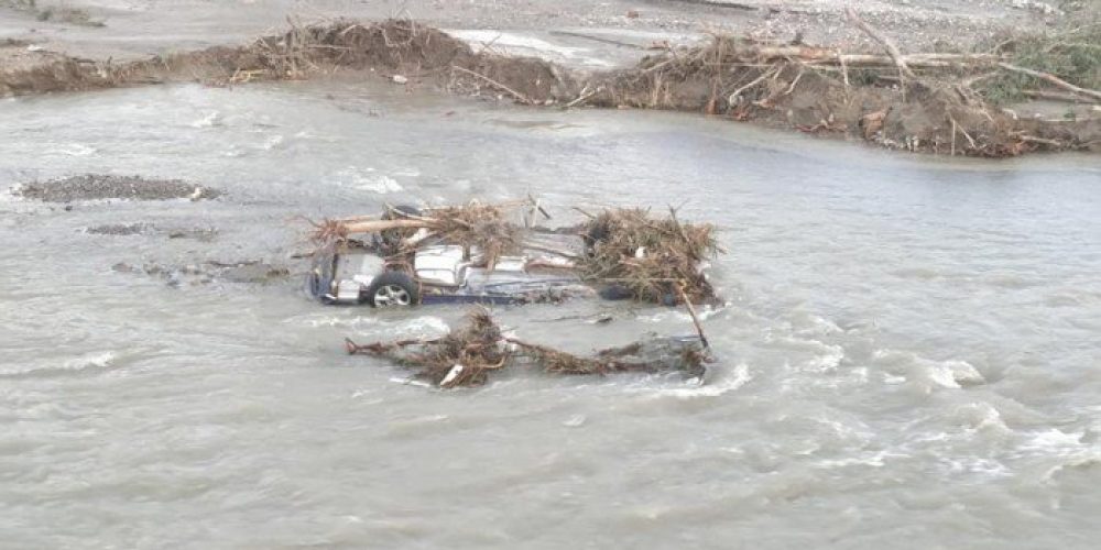 Χανιά: Βρέθηκε στον ποταμό Ταυρωνίτη αυτοκίνητο που είχε παρασυρθεί από τις πλημμύρες!