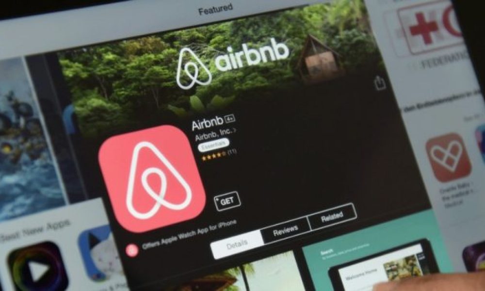 airbnb πλατφόρμα