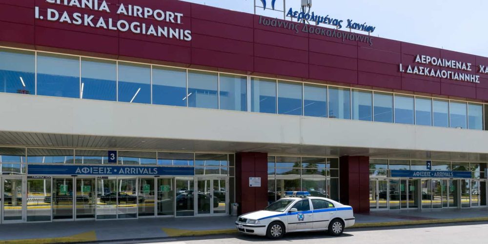 Χανιά: Αναστάτωση σε πτήση – Γυναίκα πέθανε μέσα στο αεροπλάνο