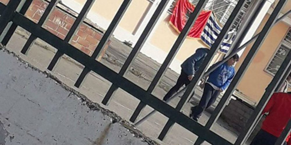 Γιατί σηκώθηκε η Αλβανική σημαία σε σχολείο των Χανίων (φωτο)