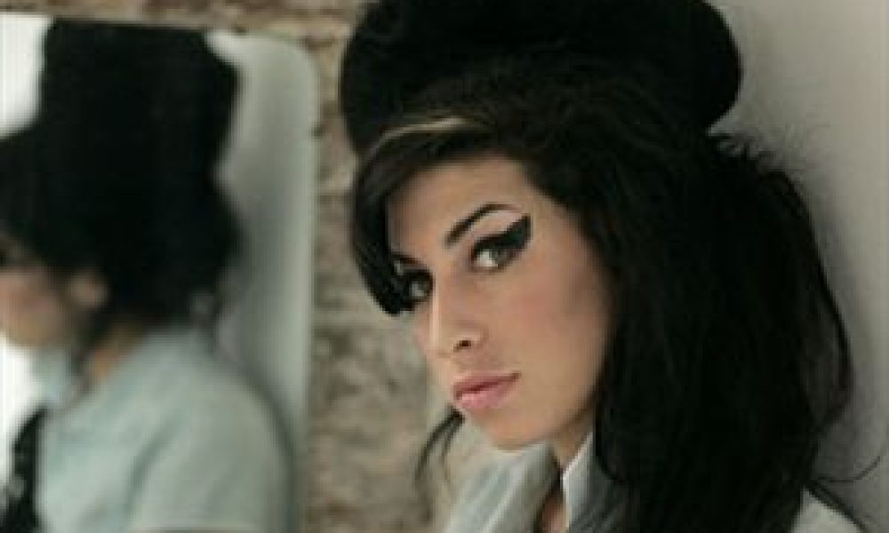 Σε άσχετο παραλήπτη η έκθεση θανάτου της Winehouse...