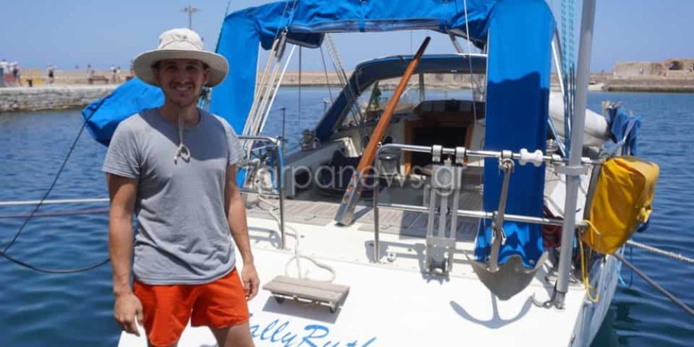Ο Χανιώτης που ζει έξι χρόνια σε σκάφος – Γυρίζει όλο τον κόσμο με το ιστιοπλοϊκό του (Video – φωτο)