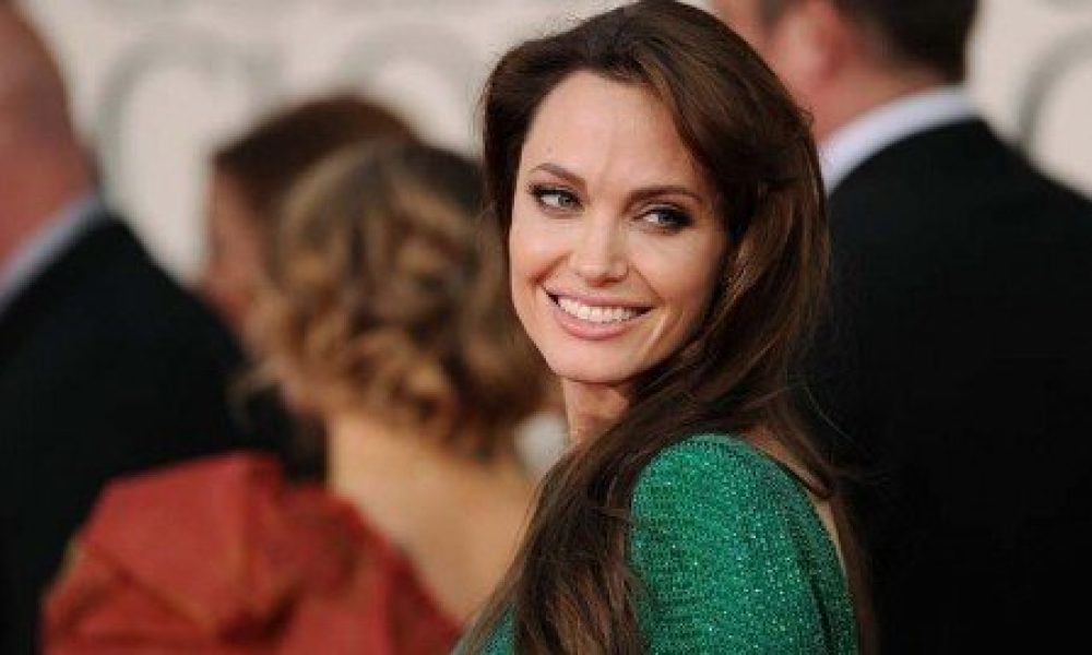 Angelina Jolie: Τα παιδιά μου τρώνε έντομα