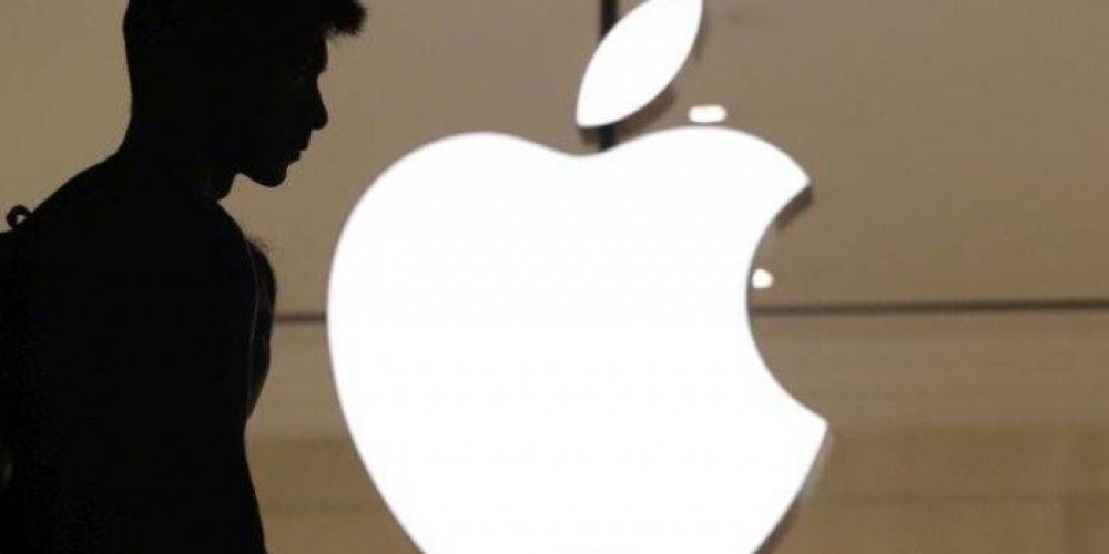 Χρήστης iPhone μήνυσε την Apple επειδή η συσκευή τον έκανε… γκέι
