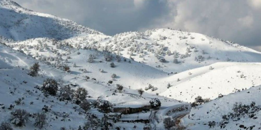 Μαγεύει η ορεινή Κρήτη ντυμένη στα λευκά! (φωτό – βίντεο)