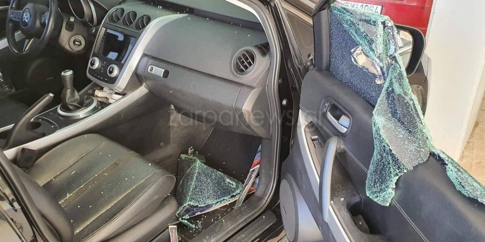 Χανιά: Βάνδαλοι έσπασαν 15 αυτοκίνητα στη Νέα Χώρα (φωτο)