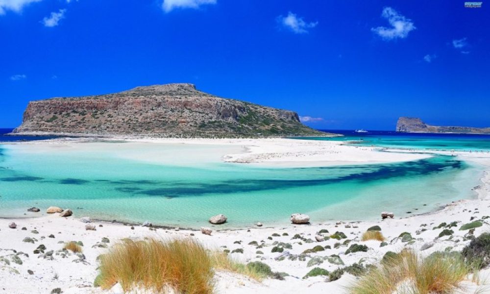 Το Paris Match προτείνει δύο Χανιώτικες παραλίες ως τις κορυφαίες της Ελλάδας