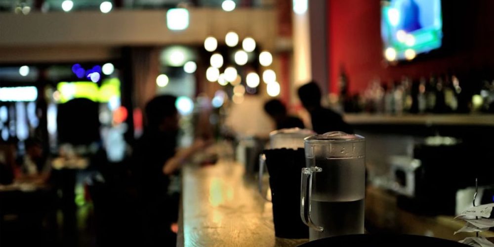 Χανιά: Άλλη μια «Καμπάνα» 3.000€ σε ιδιοκτήτη καφέ – μπαρ που δεν τηρούσε τα μέτρα