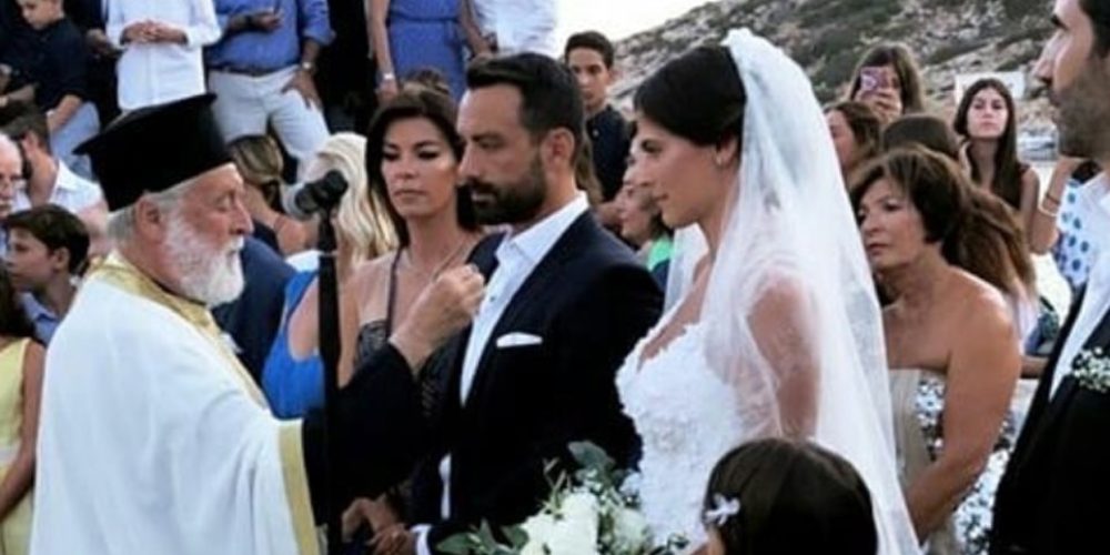 Φωτογραφίες: Παντρεύτηκαν Σάκης Τανιμανίδης – Χριστίνα Μπόμπα!