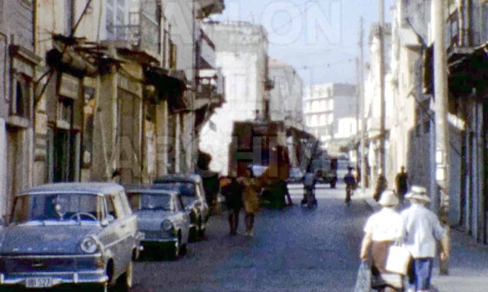 Βόλτα στα Χανιά το 1966 (video)