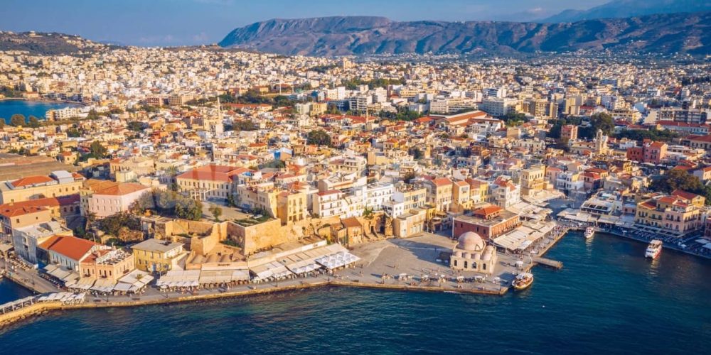 Κρήτη: Οι Γερμανοί επιλέγουν το νησί και τον χειμώνα – Θεωρείται «καταφύγιο» της ενεργειακής κρίσης